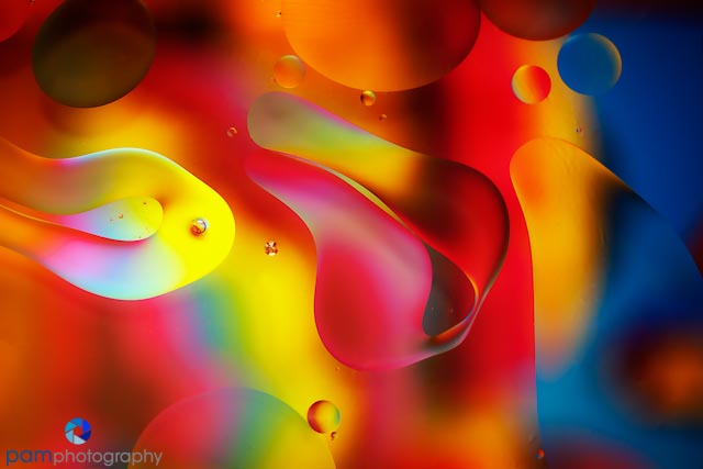 Weekend Photography Project:  Oil and Water&nbsp;Abstracts