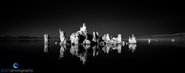 Moon and Mono&nbsp;Lake