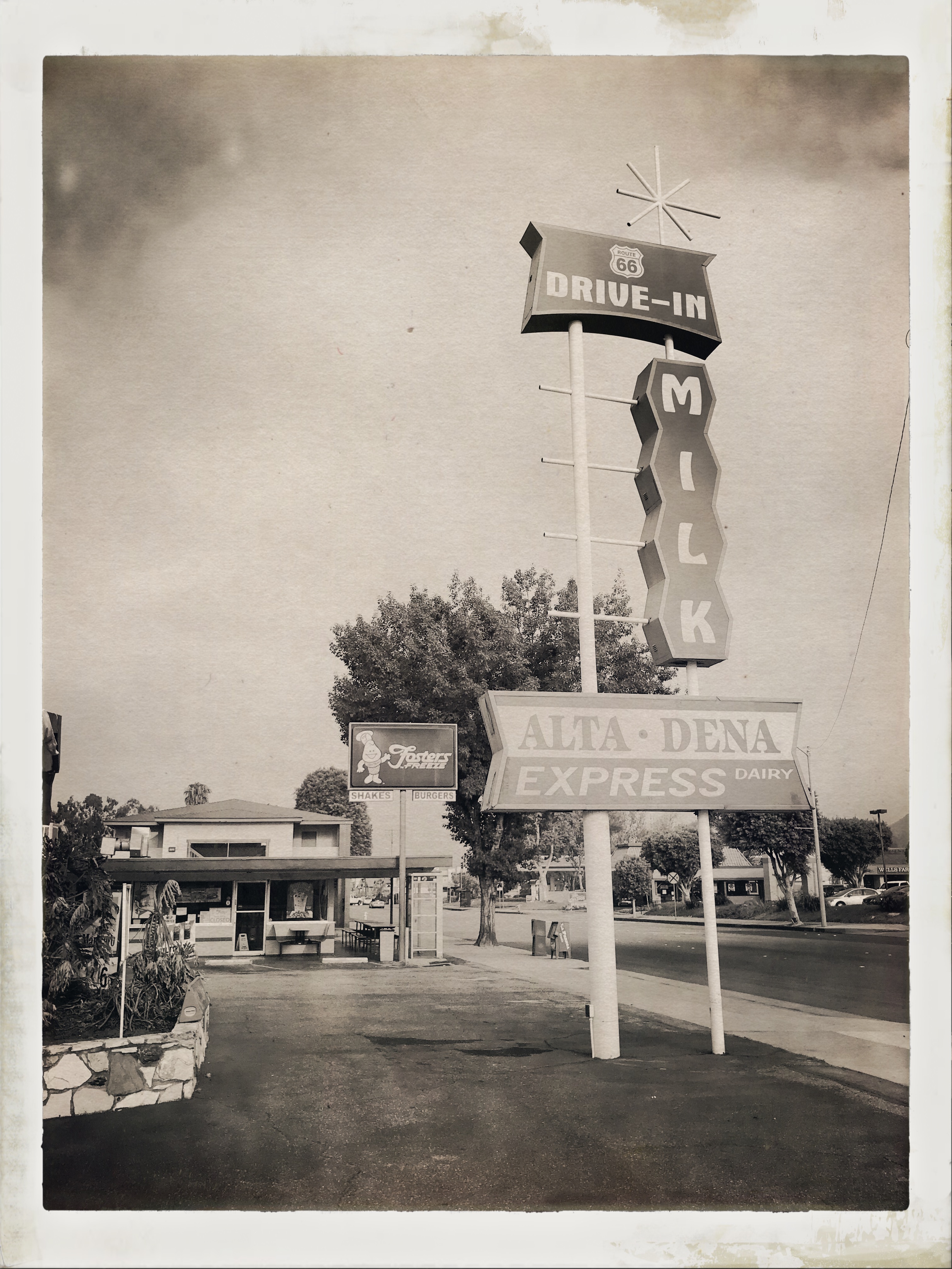 HipstamaticPhoto-553537066.426735